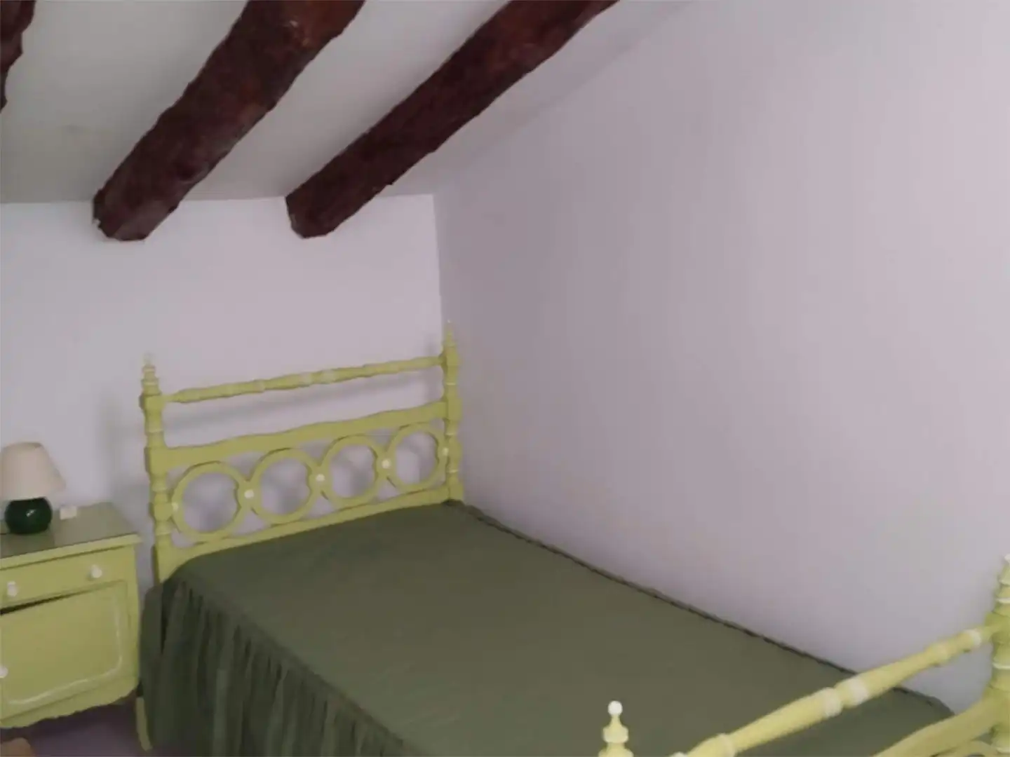 Piso en venta en Calle Cruz Verde, 1, Casas-Ibáñez Habitación de Piso en venta en Casas-Ibáñez con Calefacción, Trastero y Amueblado