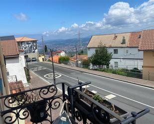 Vista exterior de Pis en venda en Valle de Trápaga-Trapagaran