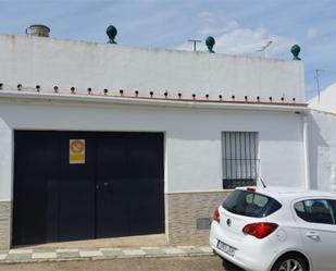 Vista exterior de Casa adosada en venda en Castilblanco de los Arroyos amb Aire condicionat, Jardí privat i Terrassa