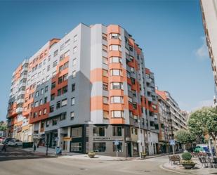Exterior view of Flat for sale in Avilés  with Terrace and Balcony