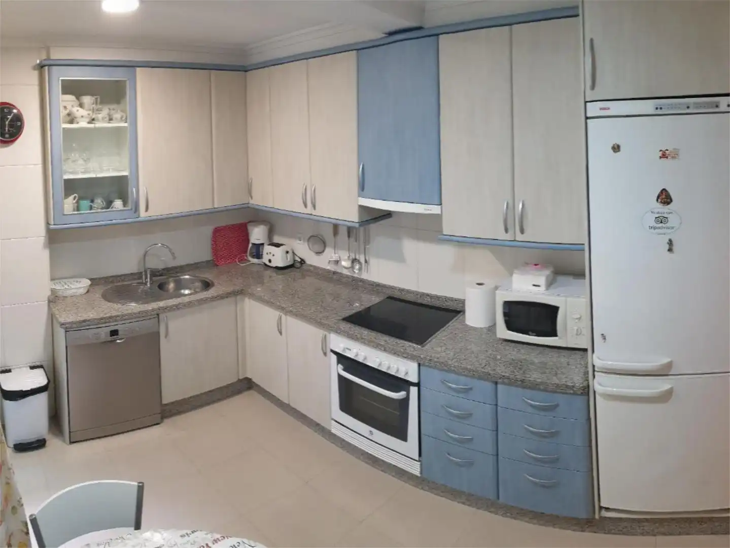 Flat for rent in Praza do Pintor Arturo Souto, 2, Zona de Plaza de Barcelos Kitchen of Flat for rent in Pontevedra Capital