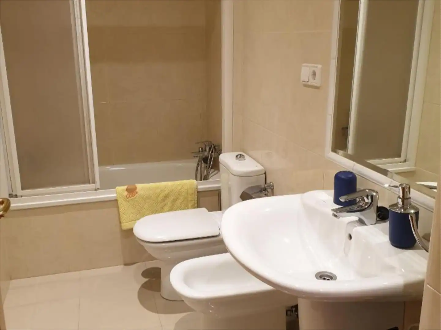 Flat for rent in Praza do Pintor Arturo Souto, 2, Zona de Plaza de Barcelos Bathroom of Flat for rent in Pontevedra Capital