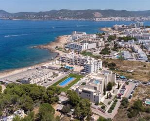 Vista exterior de Dúplex de lloguer en Sant Josep de sa Talaia amb Aire condicionat, Calefacció i Jardí privat