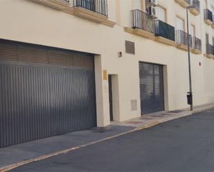 Parkplatz von Geschaftsraum miete in Alcalá del Río mit Klimaanlage und Heizung