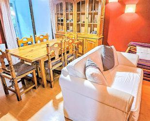 Sala d'estar de Apartament en venda en Cerezo de Arriba amb Terrassa i Piscina