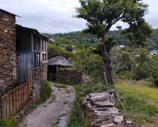 Vista exterior de Casa o xalet en venda en Castro Caldelas