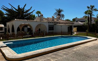 Casa-chalet en alquiler en cabo roig