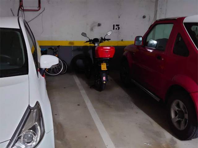 Garaje en Venta en Calle de Sanchidrián, 17 en Campamento