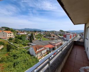 Exterior view of Flat for sale in Pontevedra Capital   with Terrace and Balcony