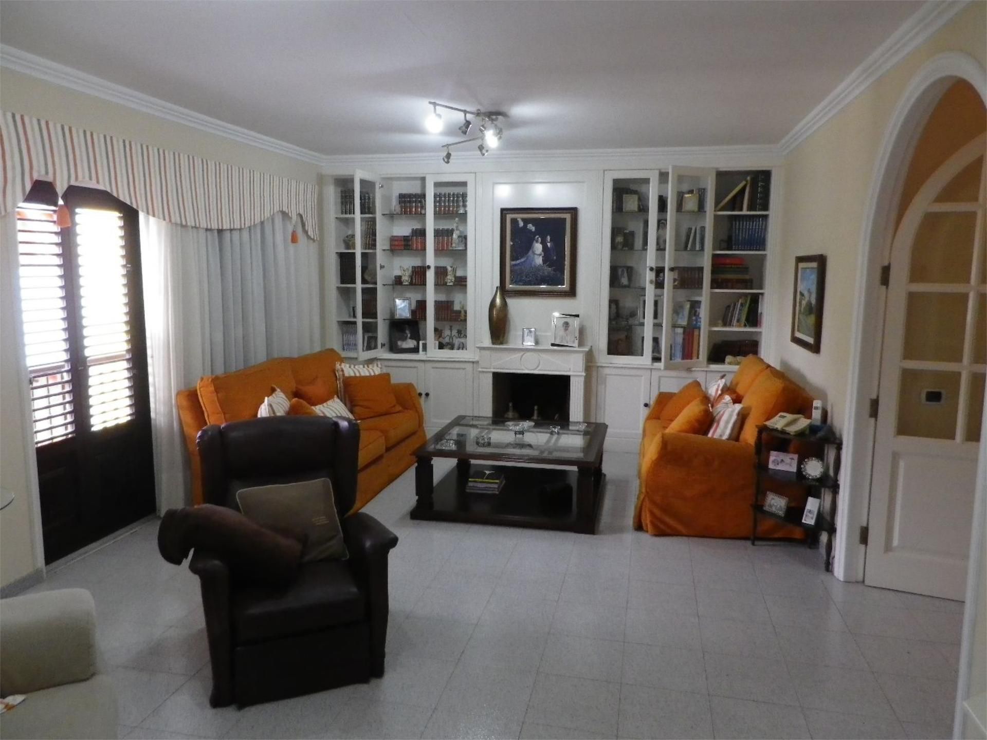 Living room of House or chalet for sale in Icod de los Vinos  with Terrace and Balcony