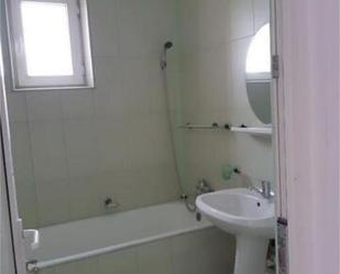 Bathroom of Flat for sale in Getxo 