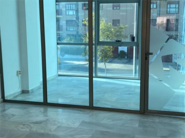 Oficina en Alquiler en Avenida de Finlandia, 1 en El Cano - Los Bermejales