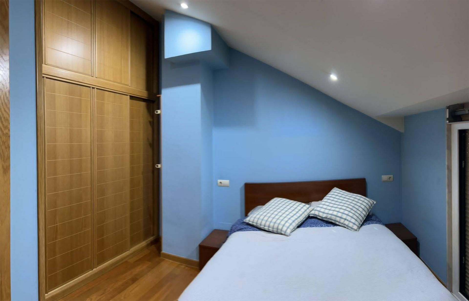 Bedroom of Flat for sale in Santiago de Compostela   with Terrace