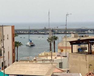 Vista exterior de Casa o xalet en venda en Águilas amb Terrassa