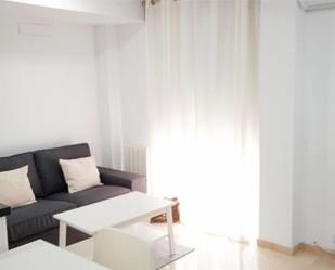 Sala d'estar de Pis de lloguer en Armilla amb Aire condicionat i Balcó