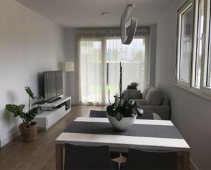 Sala d'estar de Pis en venda en Oviedo  amb Terrassa