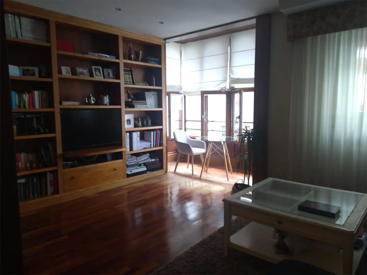 Sala de estar de Piso en venta en Santander con Calefacción y Parquet
