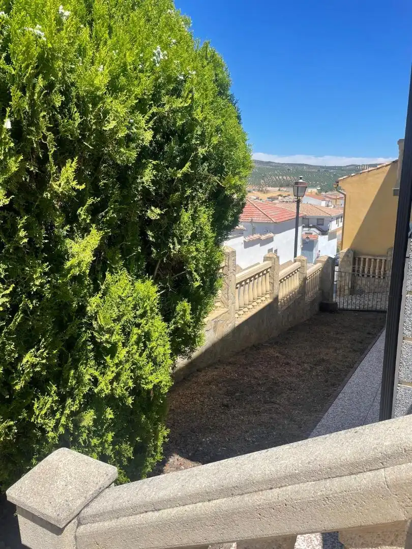 Casa o chalet en venta en Calle Principe, 26, Moclín Vista exterior de Casa o chalet en venta en Moclín con Jardín privado, Trastero y Piscina