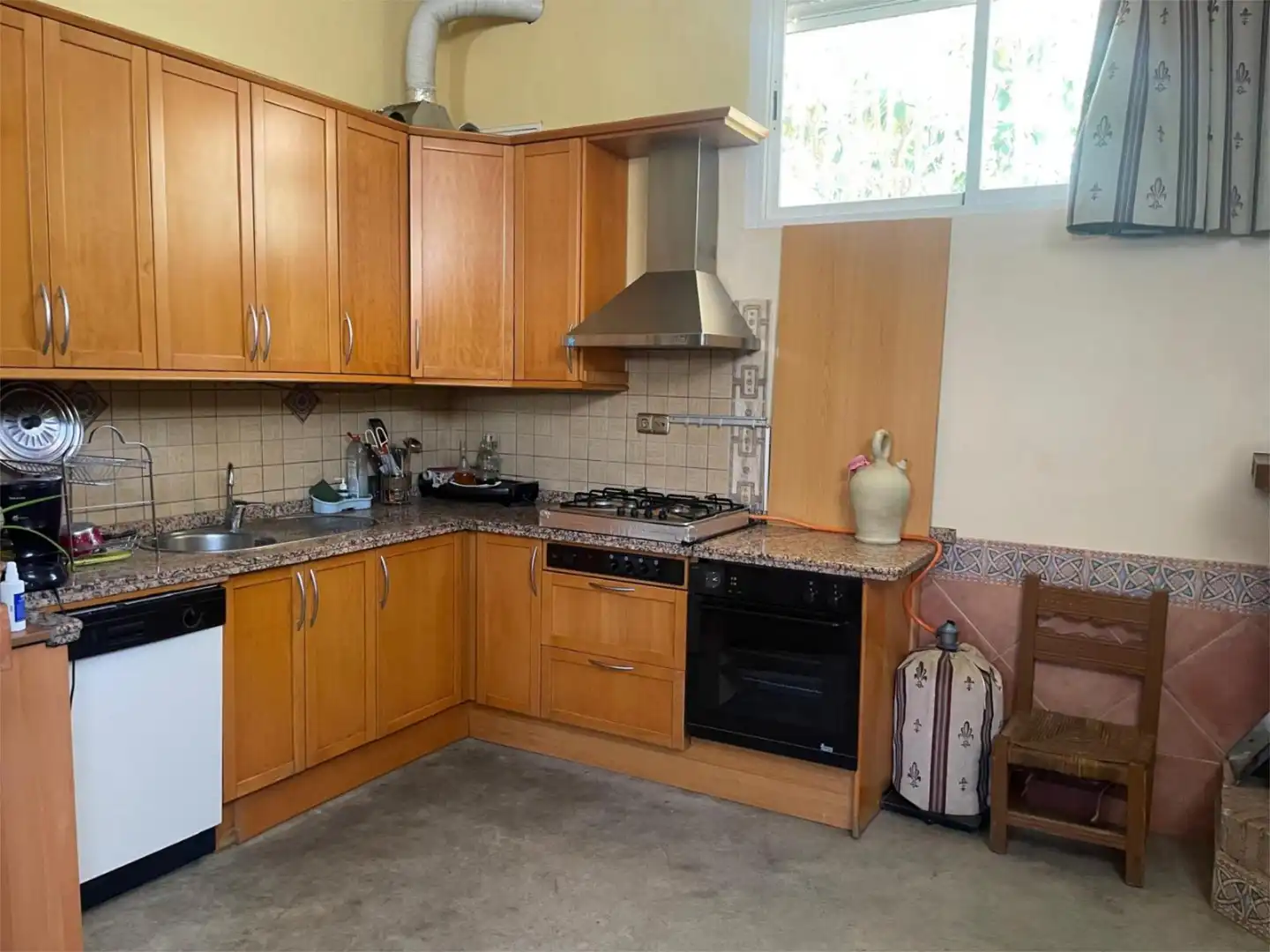 Casa o chalet en venta en Calle Principe, 26, Moclín Cocina de Casa o chalet en venta en Moclín con Jardín privado, Trastero y Piscina