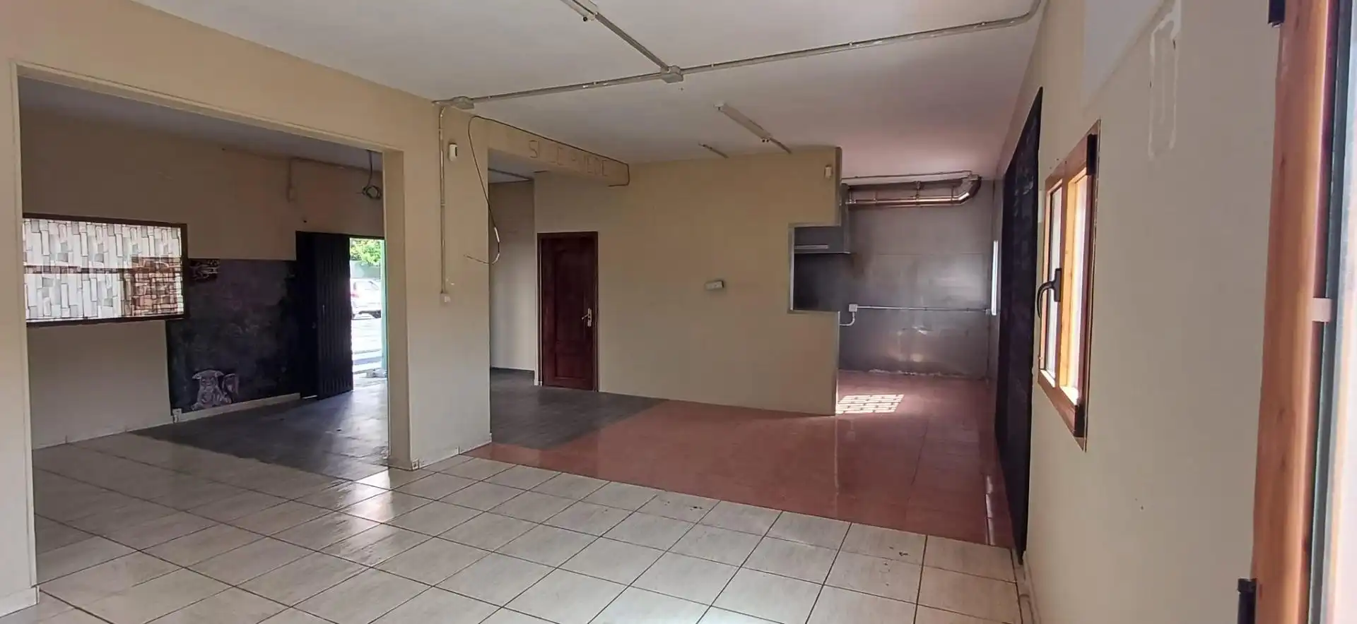 Nave industrial en venta en Calle Manuel de Falla, Los Tarahales - La Paterna Nave industrial en venta en Las Palmas de Gran Canaria