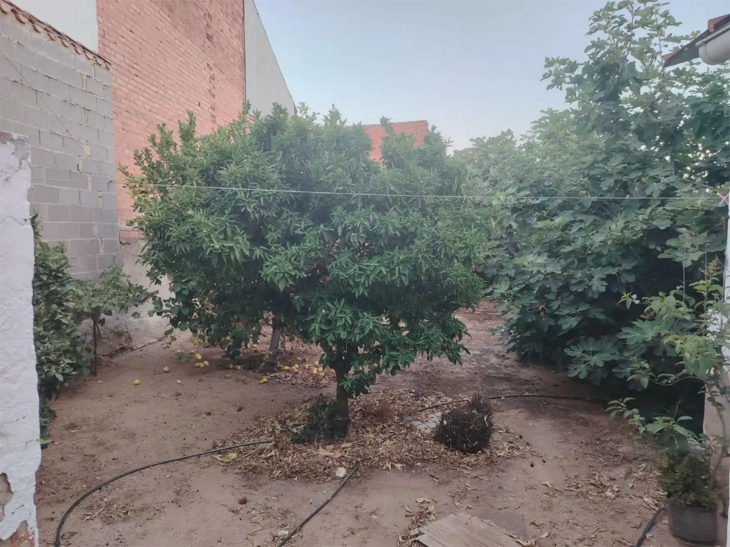 Casa adosada en venda a Calle Zurbarán, 16, Torremejía Casa adosada en venda en Torremejía amb Aire condicionat, Jardí privat i Terrassa