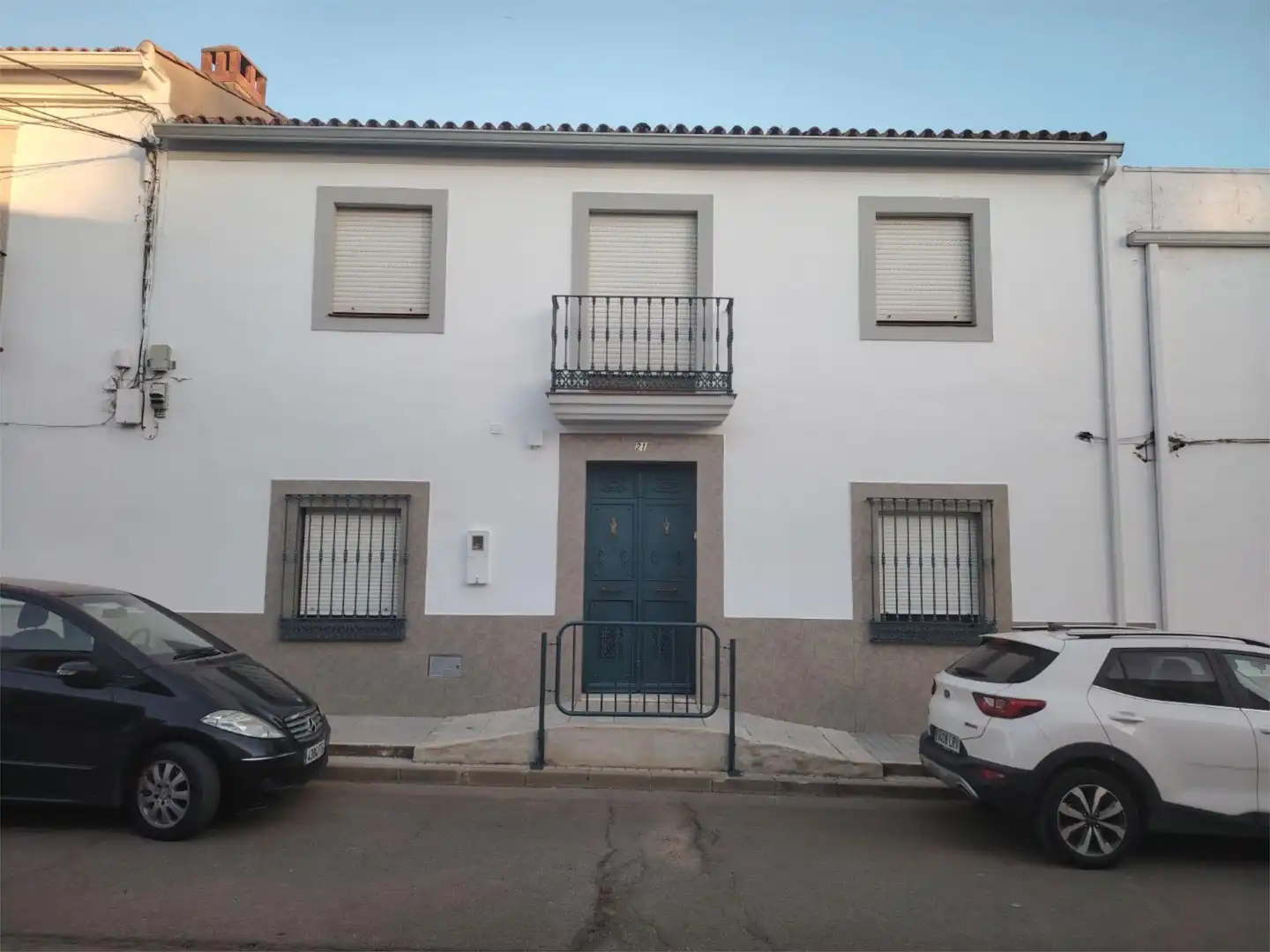 Casa adosada en venda a Calle Zurbarán, 16, Torremejía Vista exterior de Casa adosada en venda en Torremejía amb Aire condicionat, Jardí privat i Terrassa