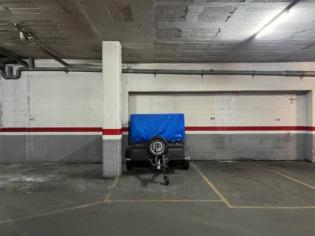 Garaje en Alquiler en Carrer de Ballester, 65 en El Putget i el Farró