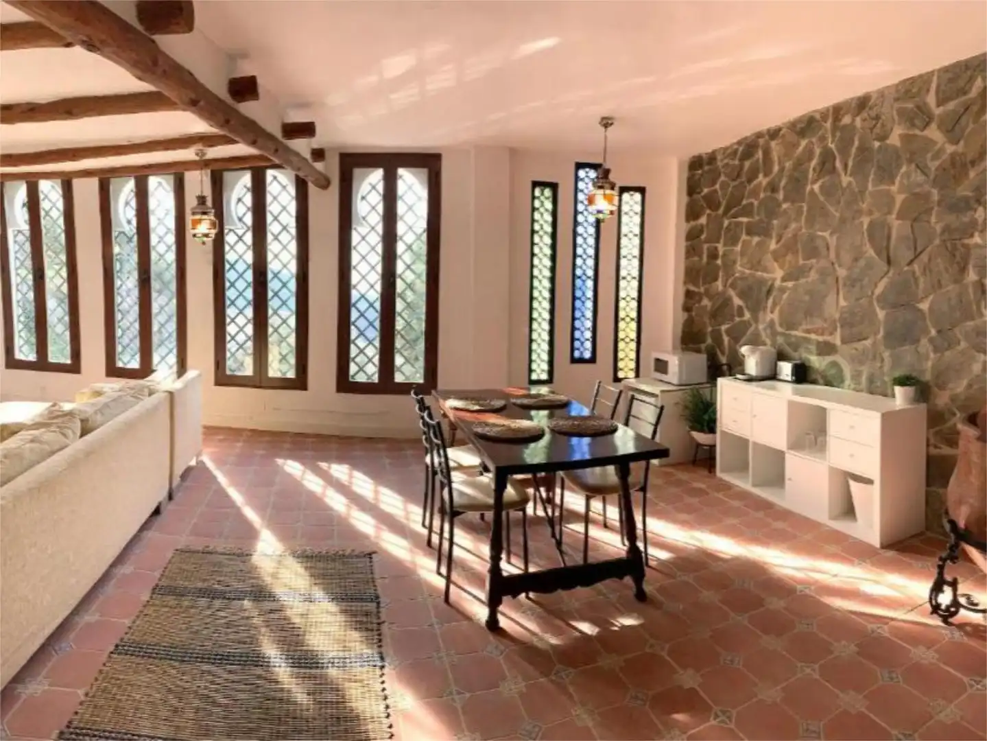 Casa o xalet en venda a A-348, 8, Lanjarón Menjador de Casa o xalet en venda en Lanjarón amb Terrassa