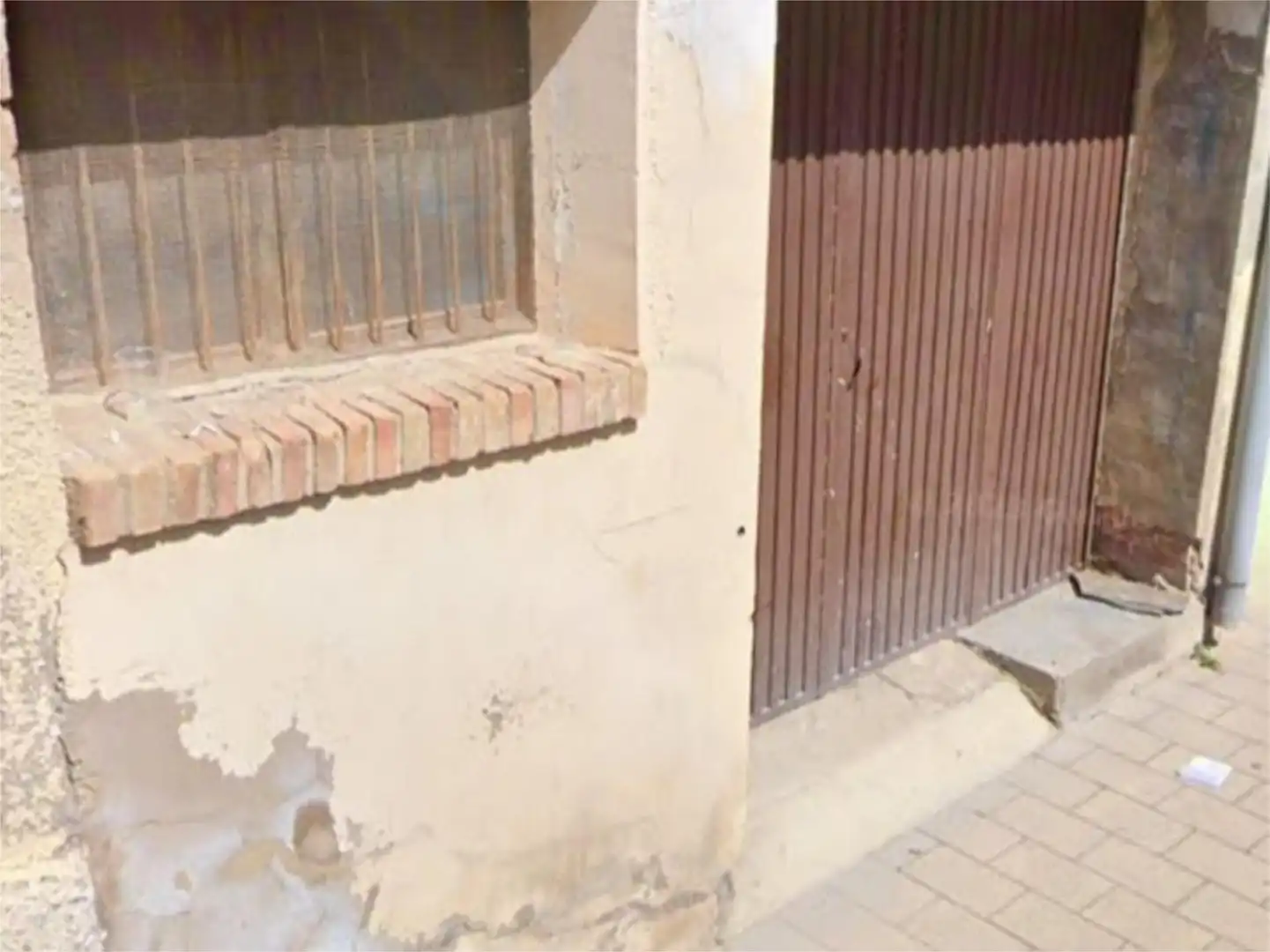Vista exterior de Local en venta en Arguedas