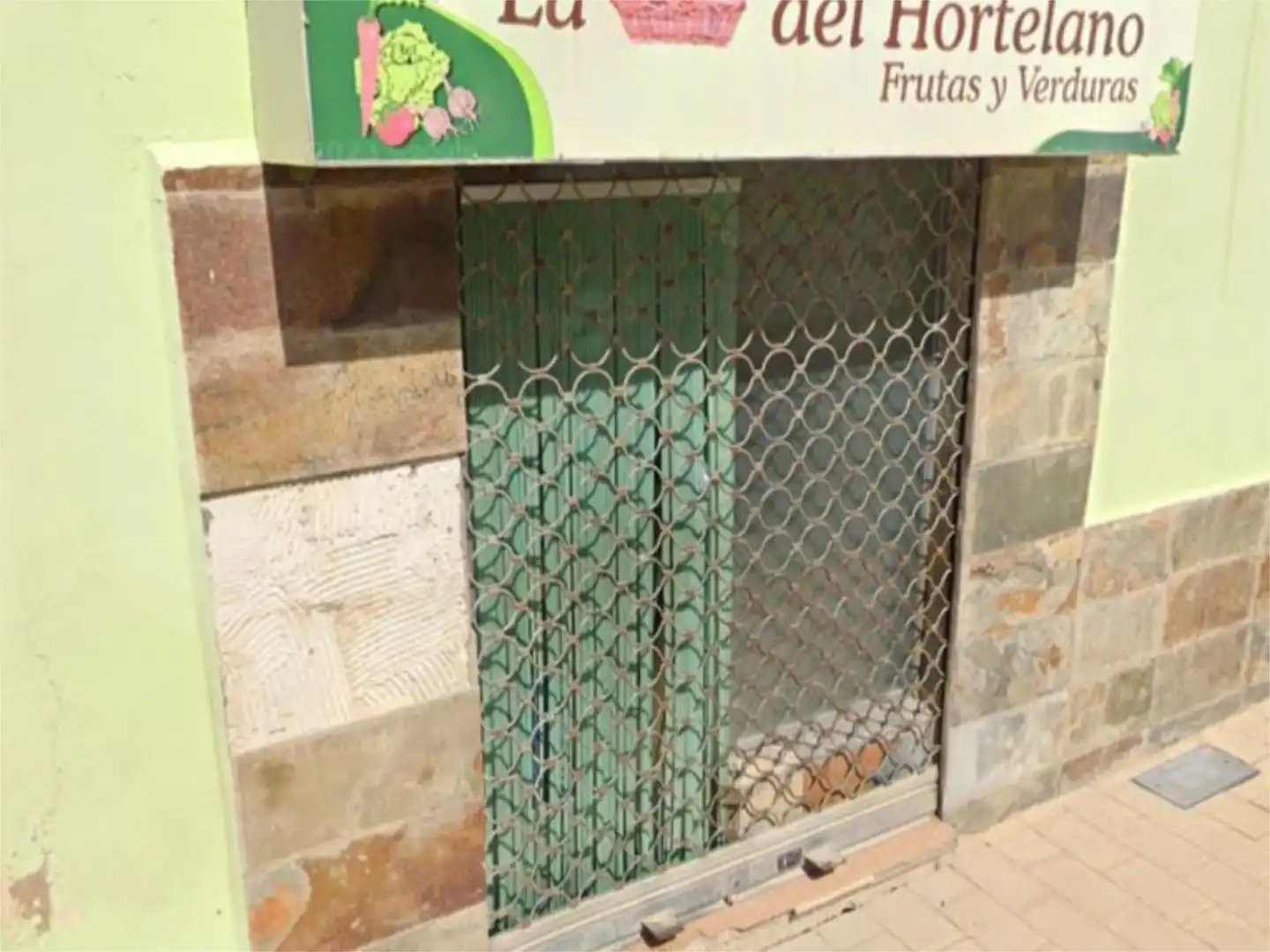 Local en venta en Arguedas