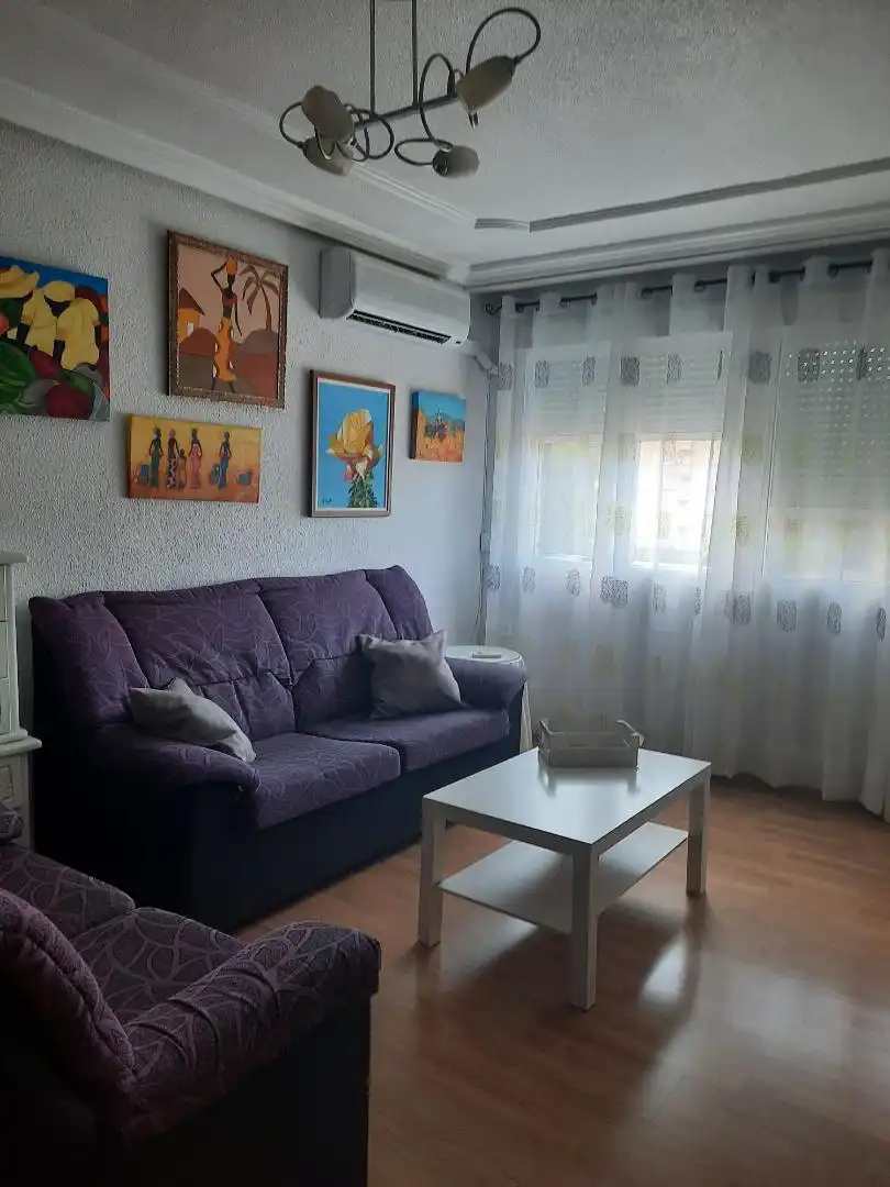 Pis de lloguer a Gran Via Ronda Levante, 46, La Fama Sala d'estar de Pis de lloguer en Murcia amb Aire condicionat, Calefacció i Parquet