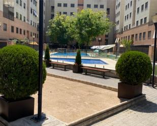 Swimming pool of Flat for sale in  Madrid Capital  with Air Conditioner and Swimming Pool