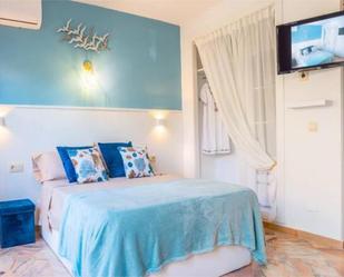 Dormitori de Apartament de lloguer en Marbella amb Terrassa i Piscina