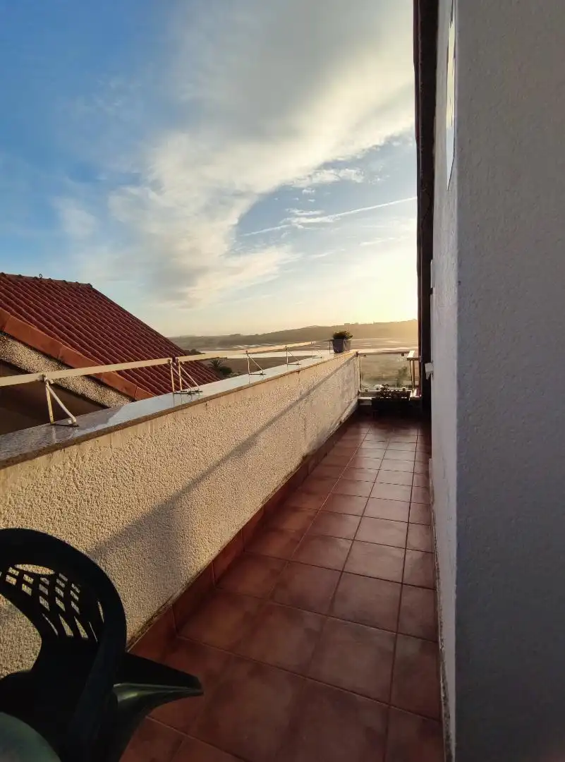 Terraza de Piso de alquiler en Miengo con Calefacción, Terraza y Amueblado