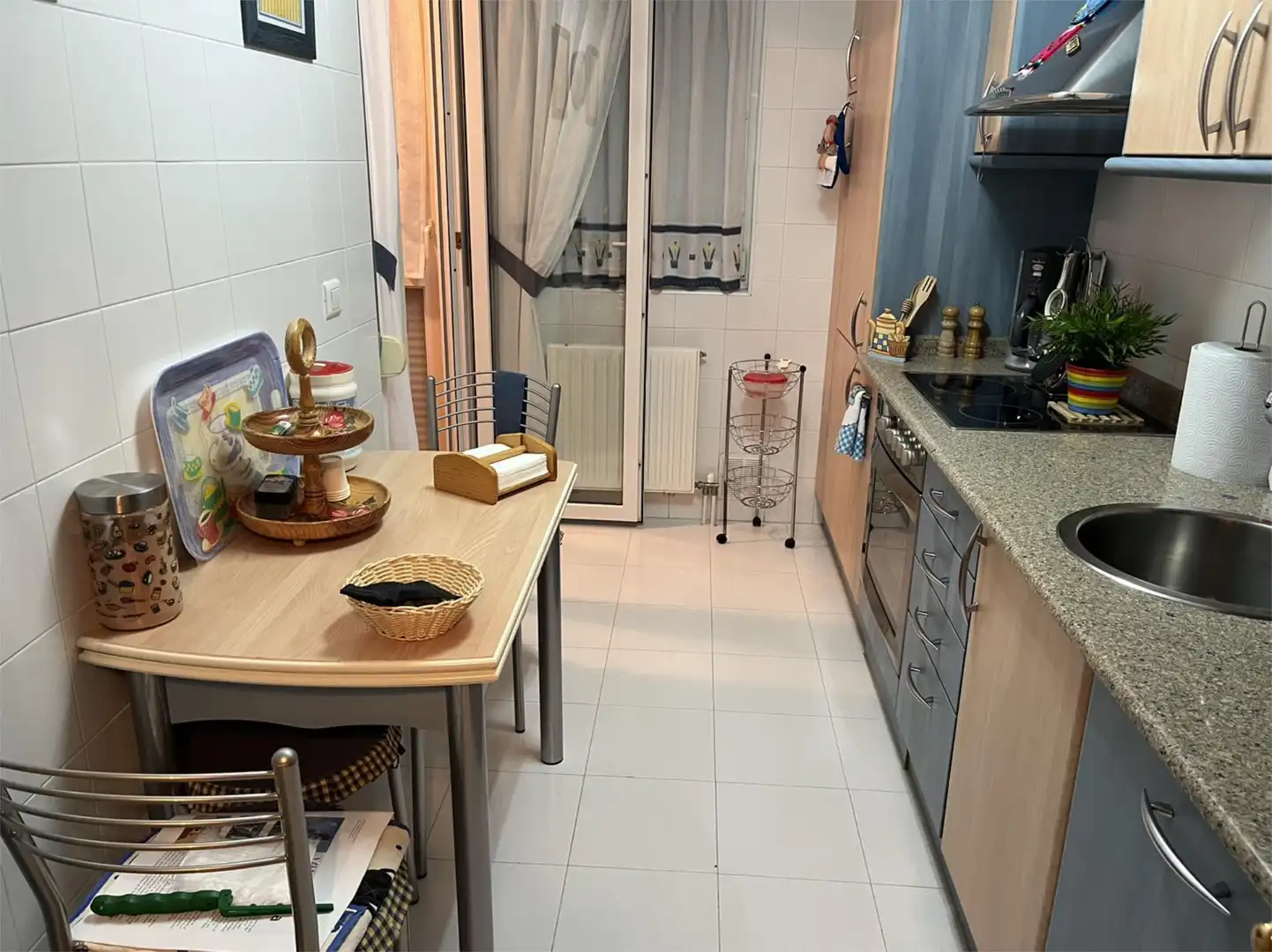 Cocina de Piso en venta en Villaescusa (Cantabria) con Calefacción, Terraza y Trastero