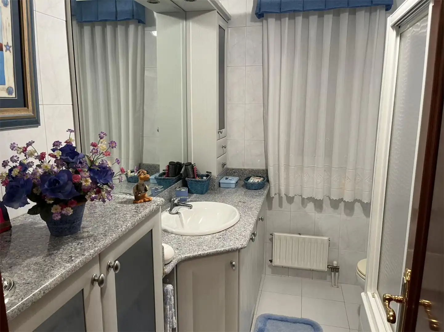 Baño de Piso en venta en Villaescusa (Cantabria) con Calefacción, Terraza y Trastero