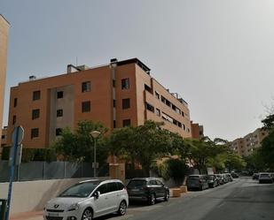 Exterior view of Flat for sale in Mairena del Aljarafe  with Air Conditioner, Terrace and Swimming Pool