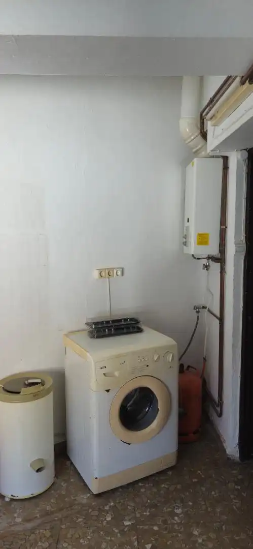 Küche von Wohnung zum Verkauf in Trujillo mit Klimaanlage und Terrasse