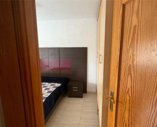 Dormitori de Pis de lloguer en Roquetas de Mar amb Aire condicionat i Balcó
