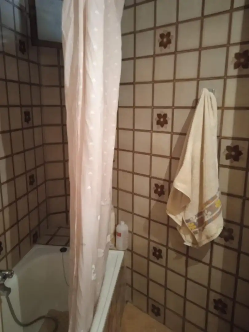 Casa adosada en venta en Calle Rosal, 5, Santisteban del Puerto Baño de Casa adosada en venta en Santisteban del Puerto con Terraza, Amueblado y Horno