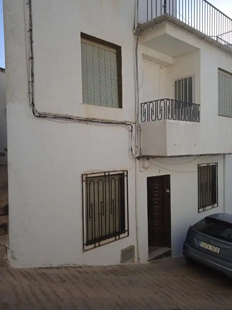 Casa adosada en venta en Calle Rosal, 5, Santisteban del Puerto Vista exterior de Casa adosada en venta en Santisteban del Puerto con Terraza, Amueblado y Horno