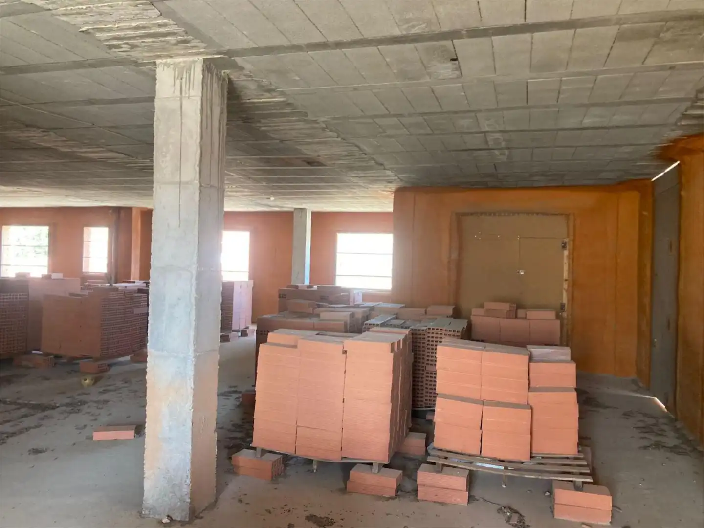 Piso en venta en Avenida Castilla la Mancha, 9, Higueruela Piso en venta en Higueruela con Terraza, Trastero y Parking comunitario