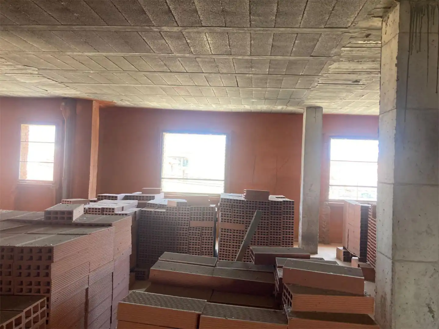 Piso en venta en Avenida Castilla la Mancha, 9, Higueruela Piso en venta en Higueruela con Terraza, Trastero y Parking comunitario