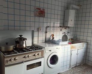 Kitchen of Flat to rent in Mallabia