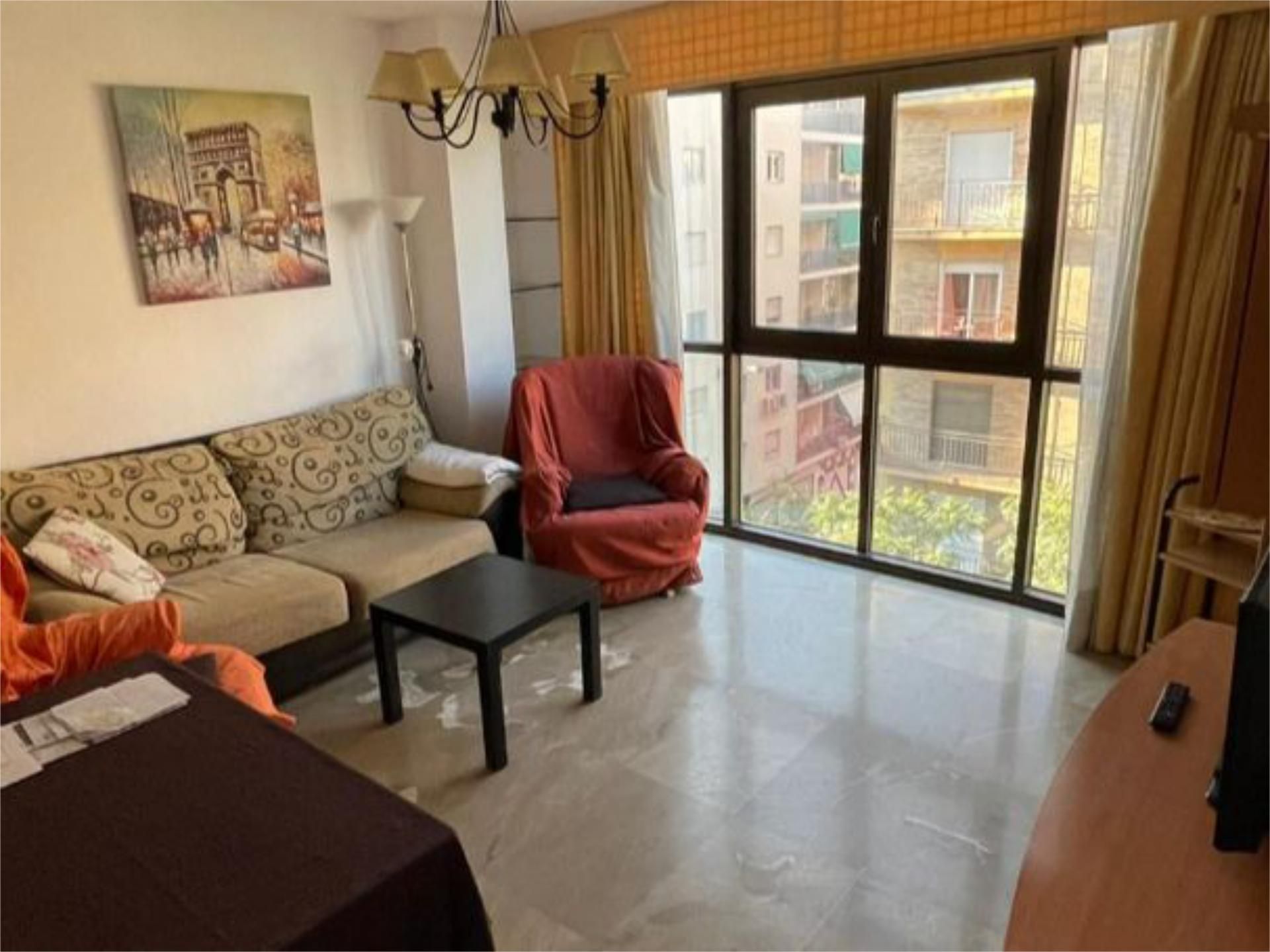 Sala d'estar de Pis en venda en  Granada Capital amb Aire condicionat, Moblat i Aparcament comunitari