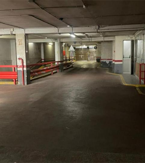 Foto 2 de Garaje en venta en Carrer de la Marina, 166, Fort Pienc, Barcelona