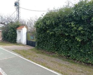 Casa adosada en venda en Hoyos amb Terrassa i Piscina