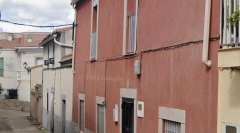 Foto 2 de Casa adosada en venda a Calle Cortes, 13, Torrequemada, Cáceres