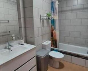 Bany de Apartament de lloguer en Arona amb Terrassa i Piscina