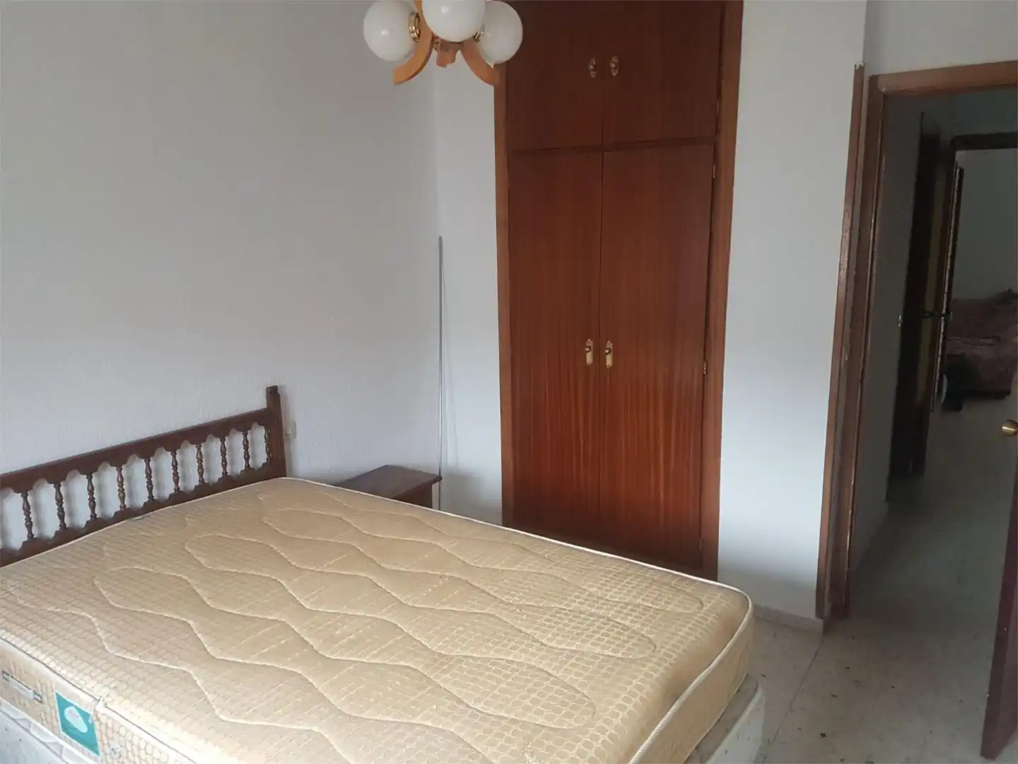 Casa adosada en venda a Calle del Campillo, 7, Gargantilla del Lozoya Dormitori de Casa adosada en venda en Gargantilla del Lozoya amb Balcó